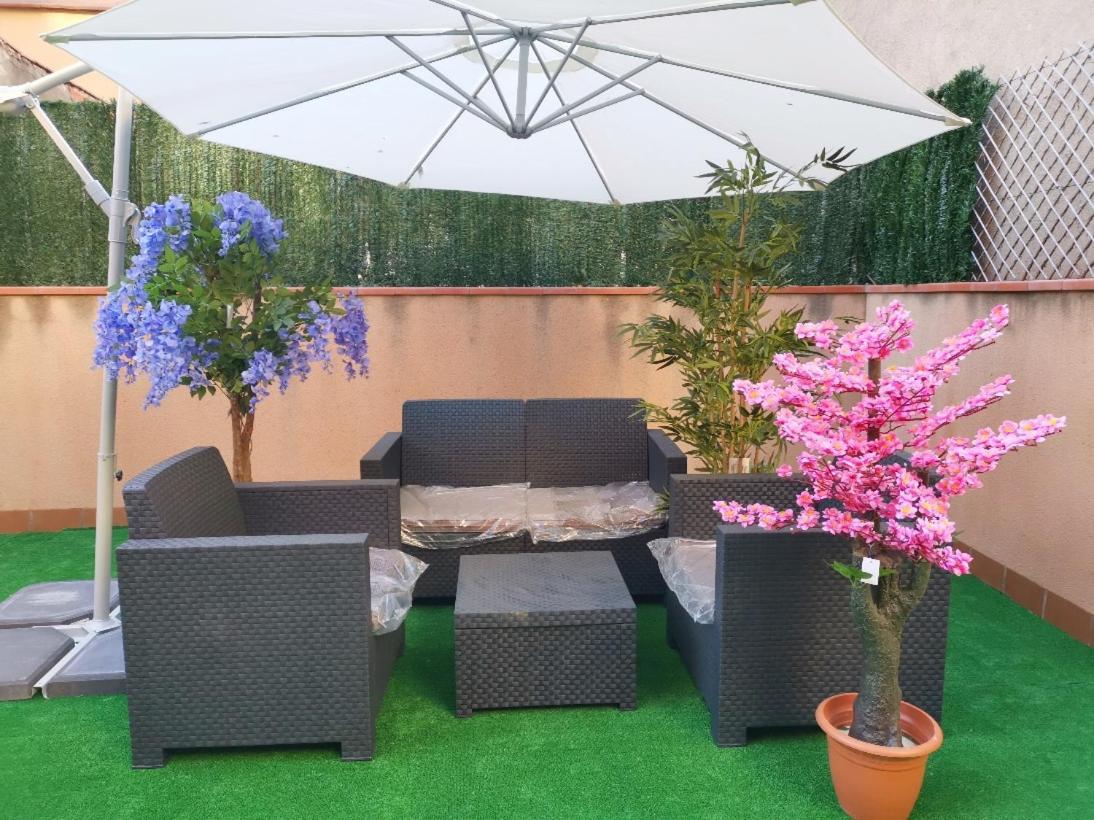 Duplex / Beach 3Min/ Bcn Center 10Min/Tren 2Min Apartment Sant Adria de Besos Exterior photo